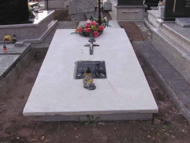 Grób Władysław Maksym