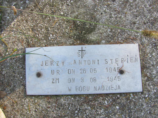 Jerzy Antoni Stępień 1945 Garbatka Letnisko - Grobonet - Wyszukiwarka osób pochowanych